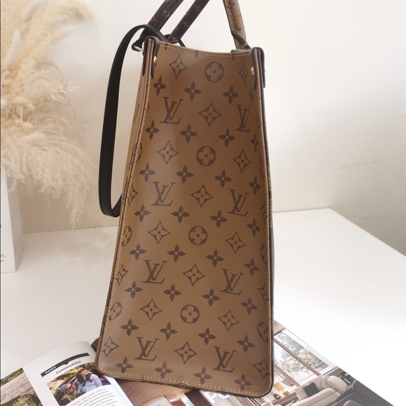 2️⃣9️⃣8️⃣5️⃣LV Reverse Monogram Onthego GM - Picture 5 of 8